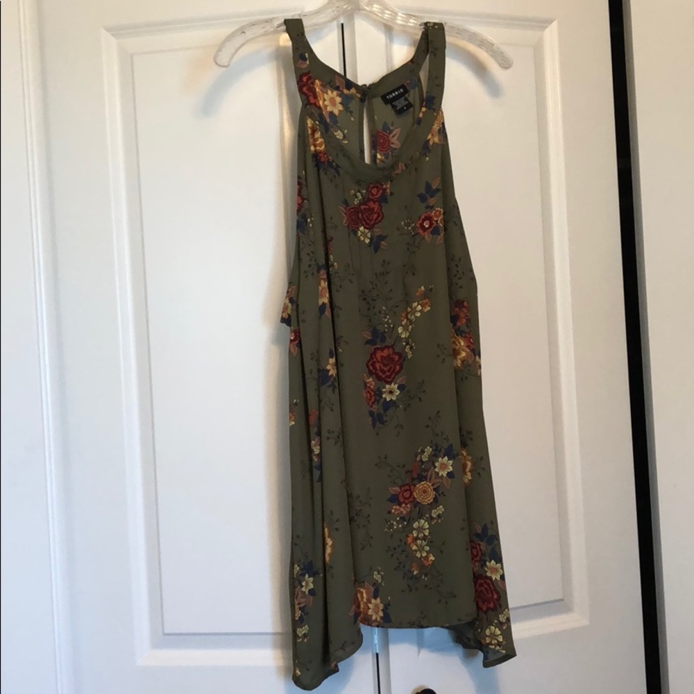 Very cute torrid size 4 tank top